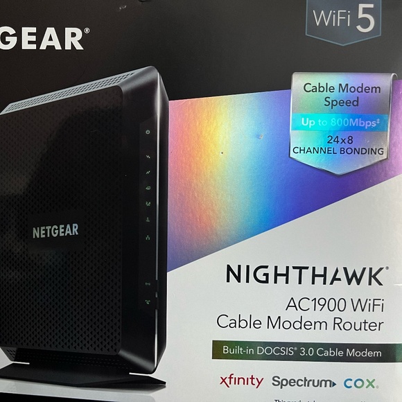 NETGEAR NIGHTHAWK AC1900WiFi Cable Modem Router Built in DOCSIS 3.0 CABLE MODEM - Picture 2 of 3